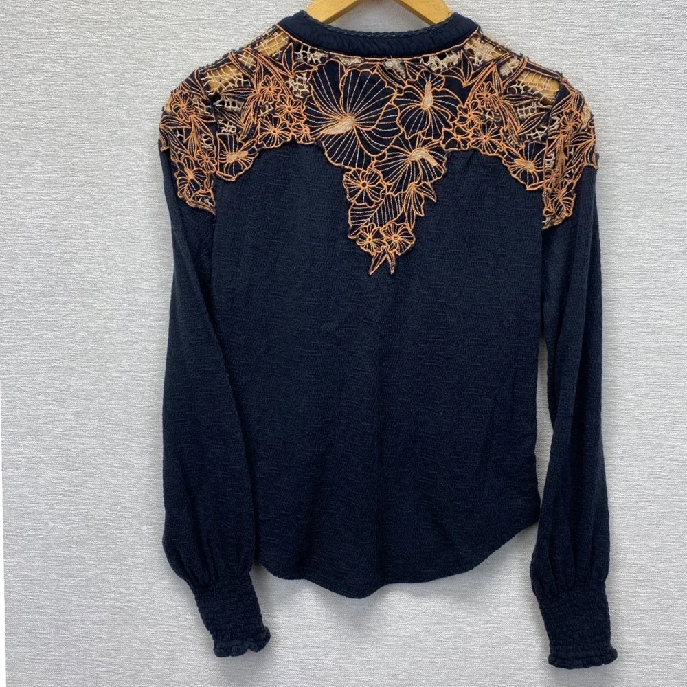 Free People Easy Breezy Henley Top Womens Med Black Orange Lace Accents Boho‎